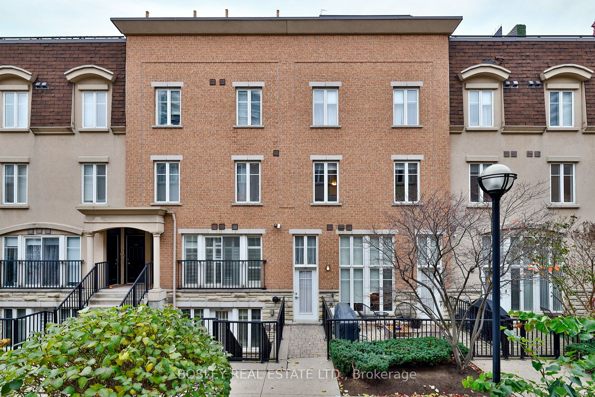 34 Western Battery Rd, #430