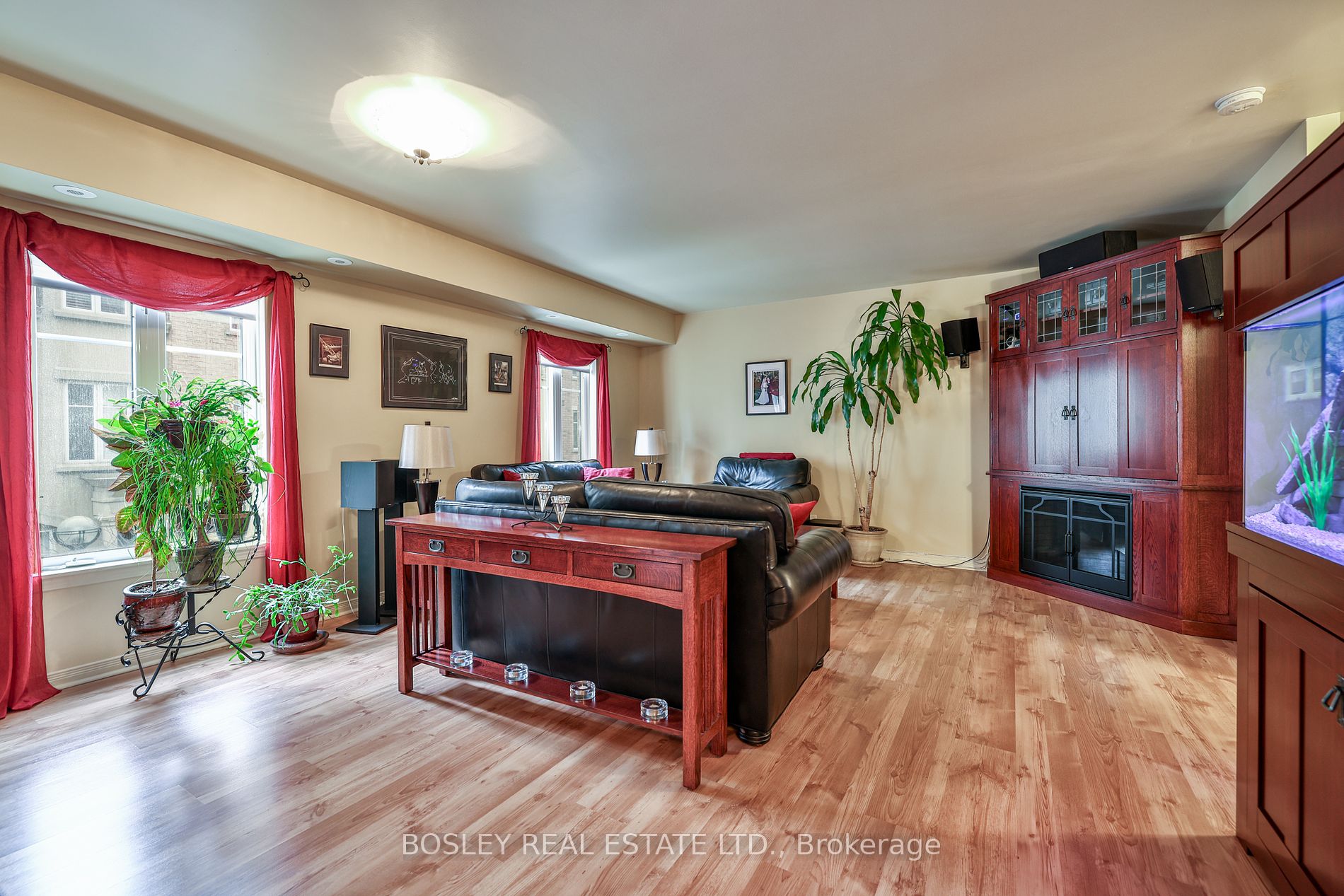 34 Western Battery Rd, #430