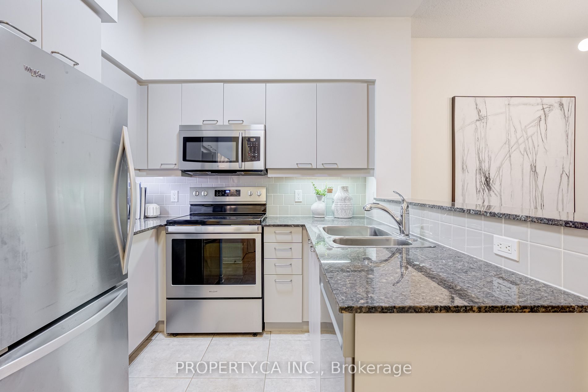 481 Rosewell Ave, #114