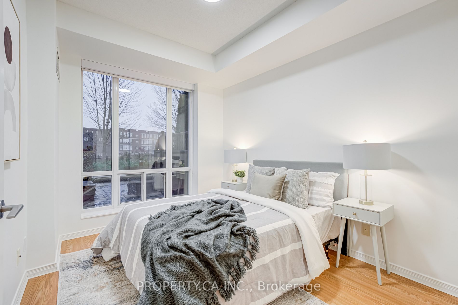 481 Rosewell Ave, #114
