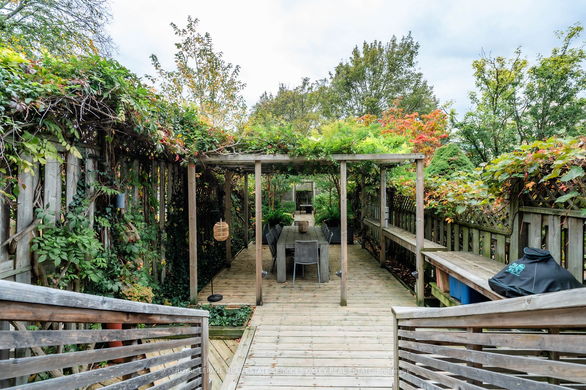 25 Summerhill Ave