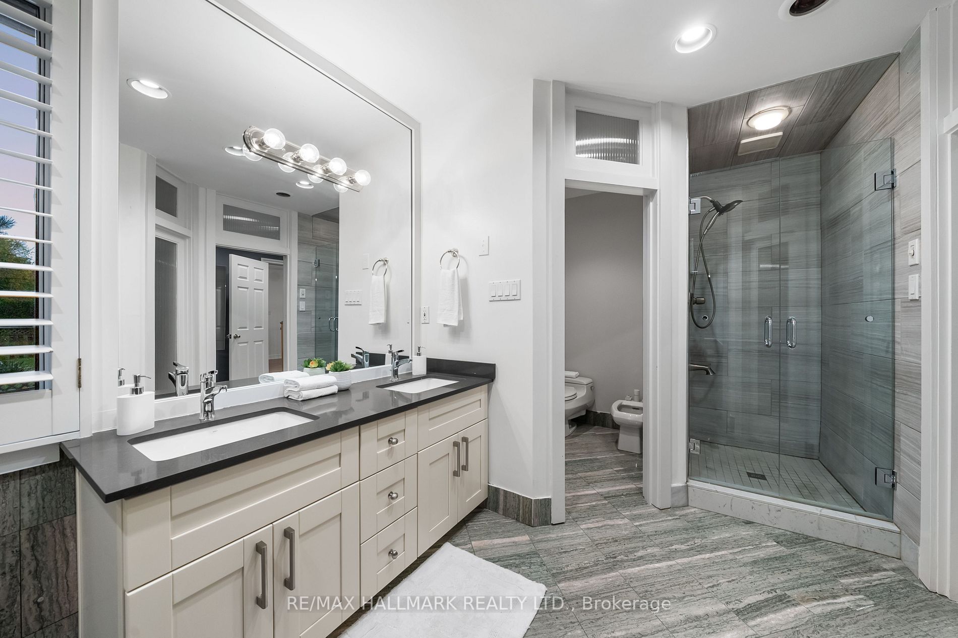 17 Argonne Crescent