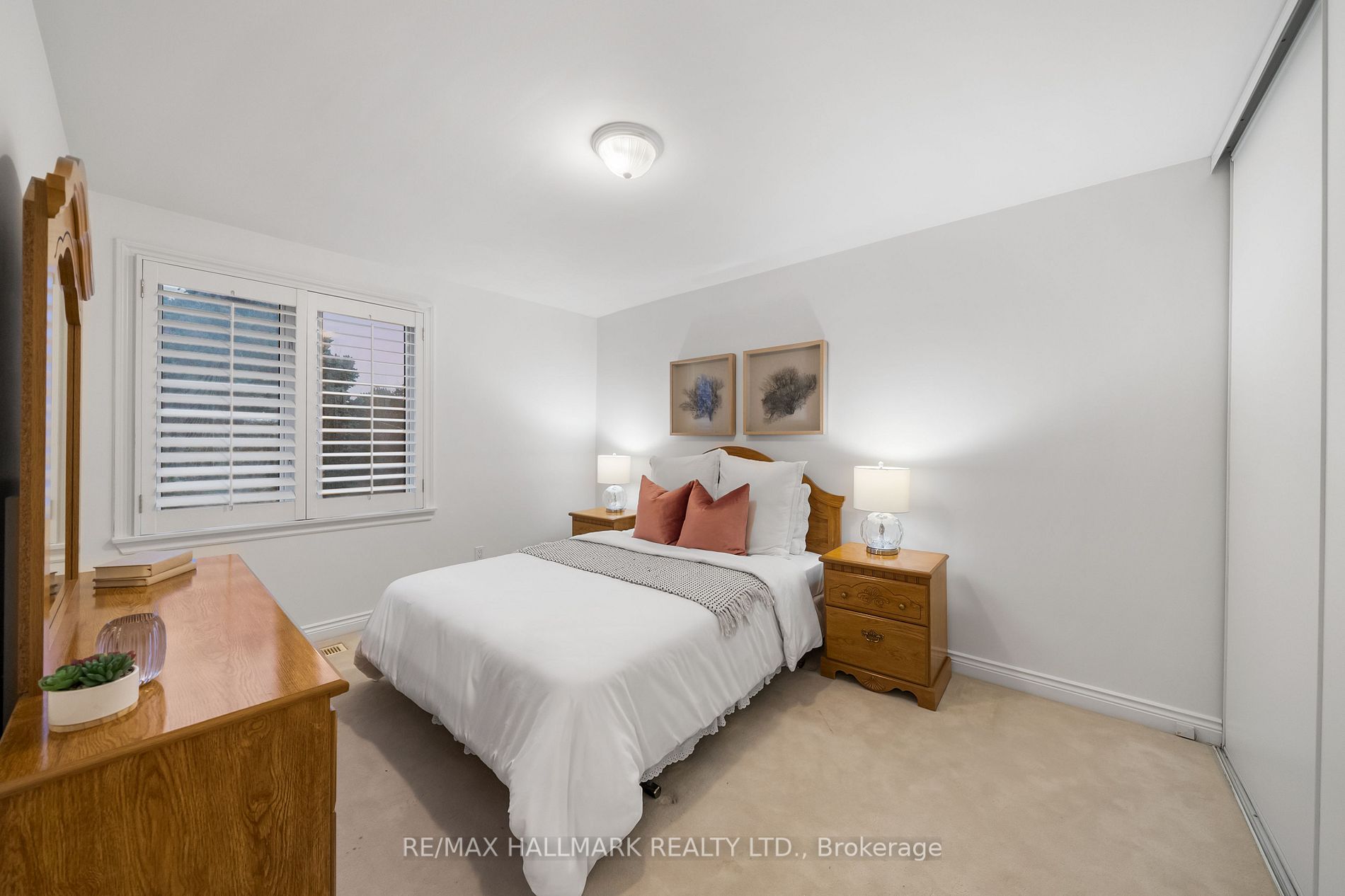 17 Argonne Crescent