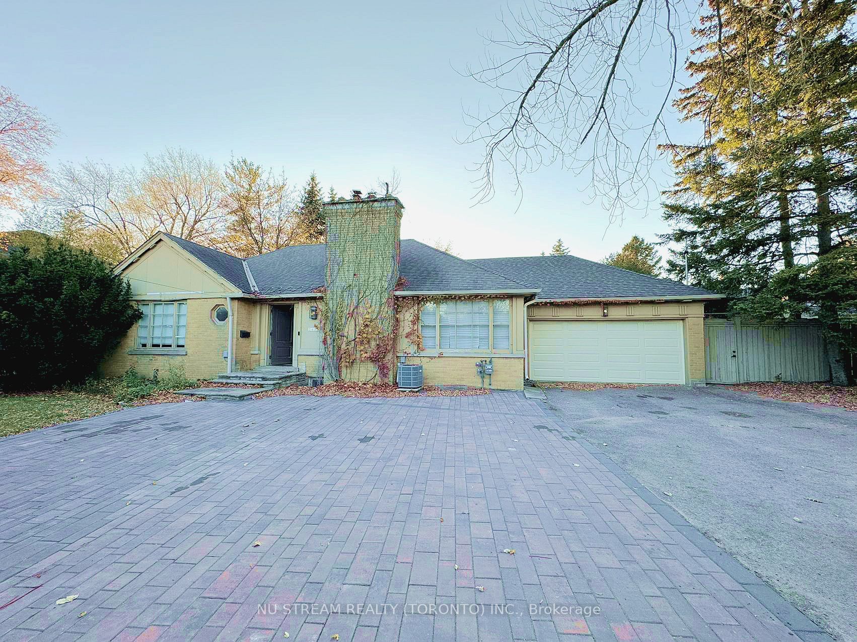 2428 Bayview Ave