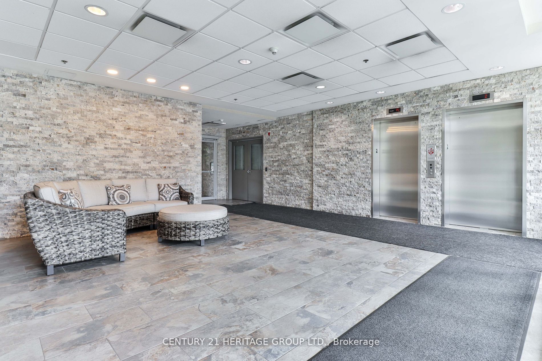 222 Finch Ave W, #410