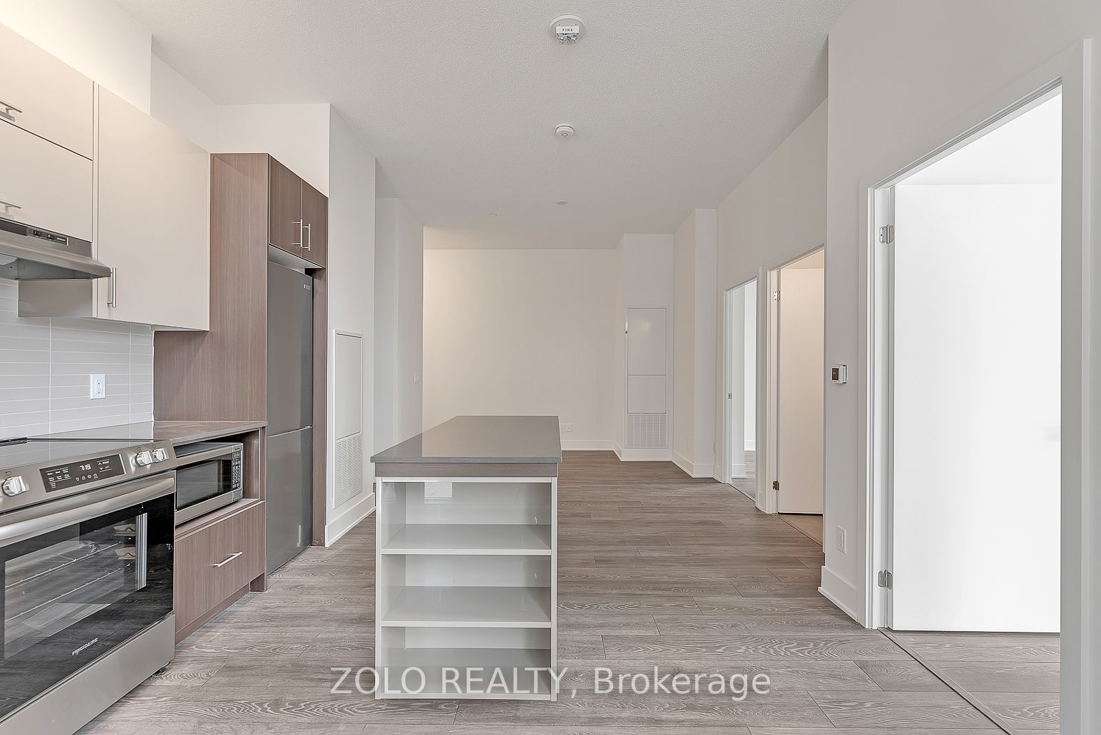 188 Fairview Mall Dr, #101