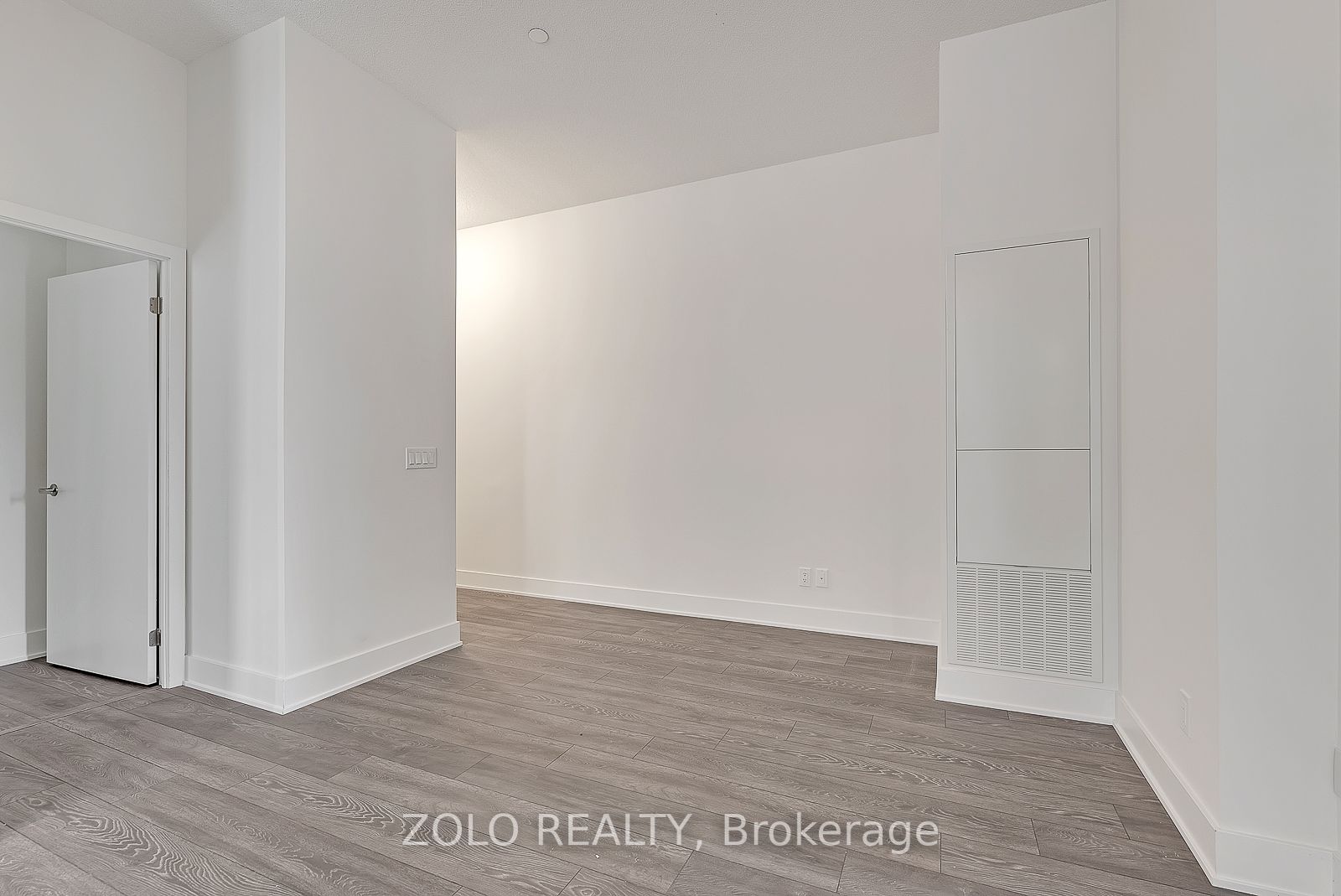 188 Fairview Mall Dr, #101