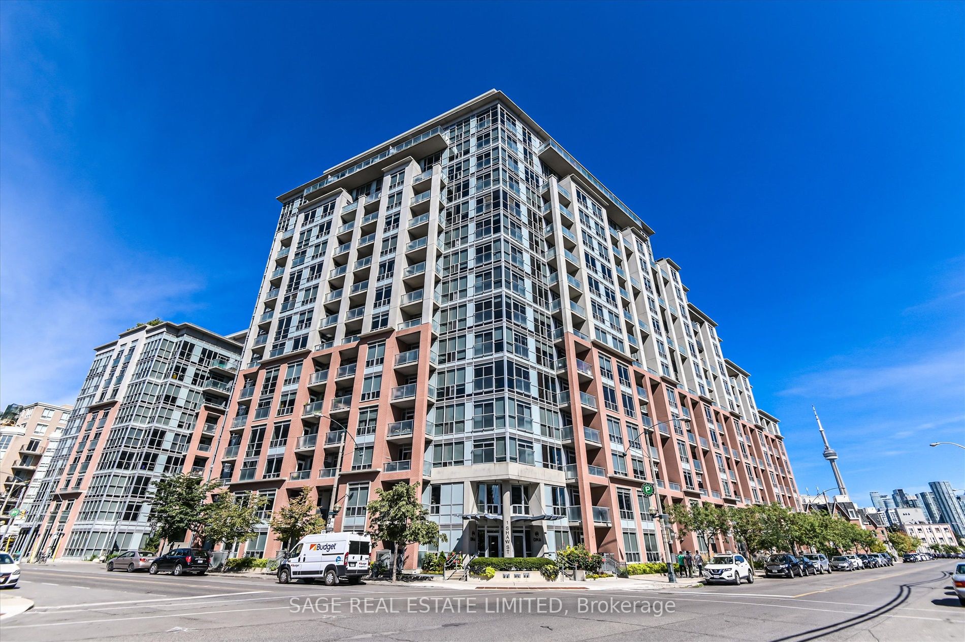 1 Shaw St, #410