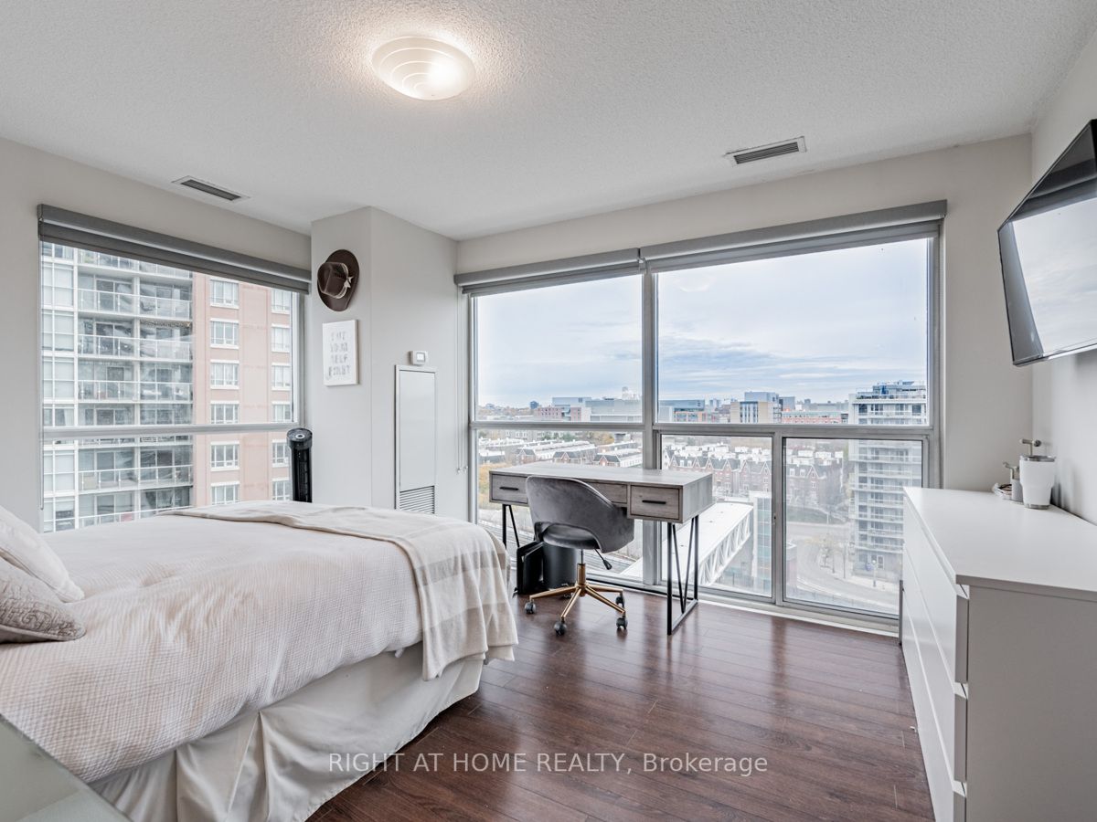 100 Western Battery Rd, #907
