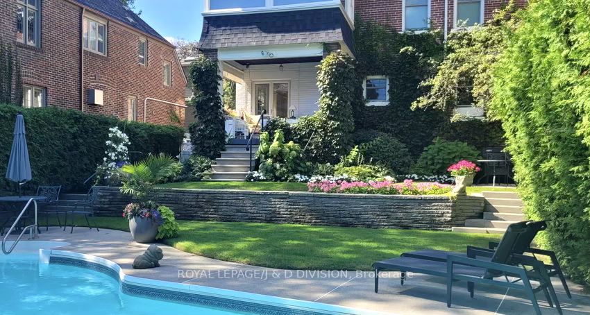 119 Dinnick Cres