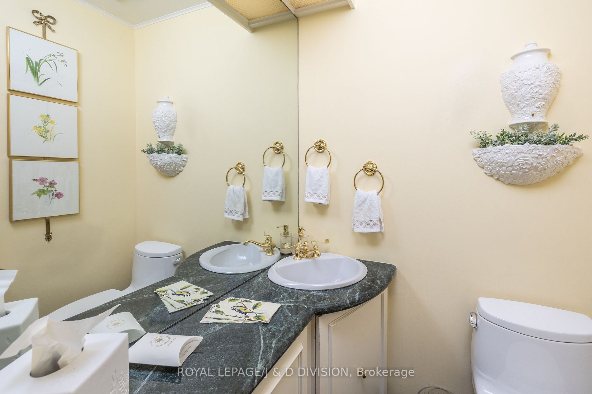 119 Dinnick Cres