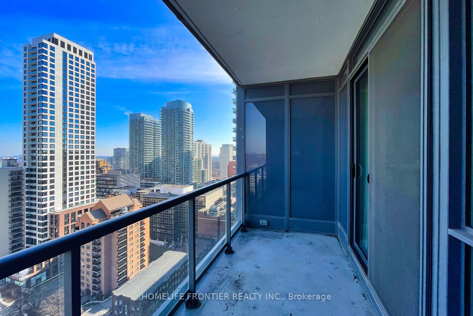 30 Roehampton Ave, #2009
