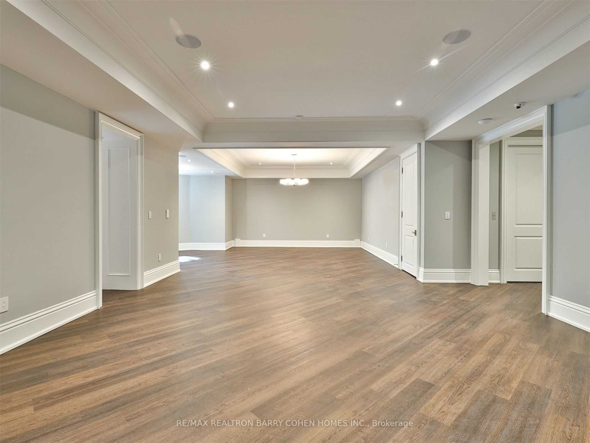 31 Russell Hill Road