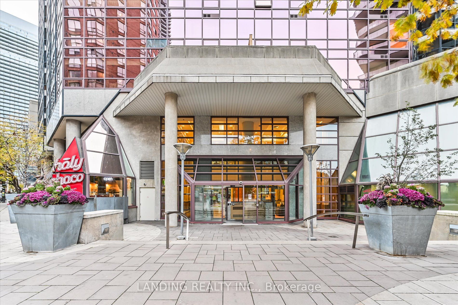 1001 Bay St, #1009