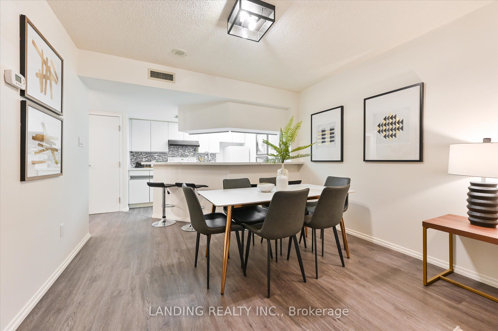 1001 Bay St, #1009