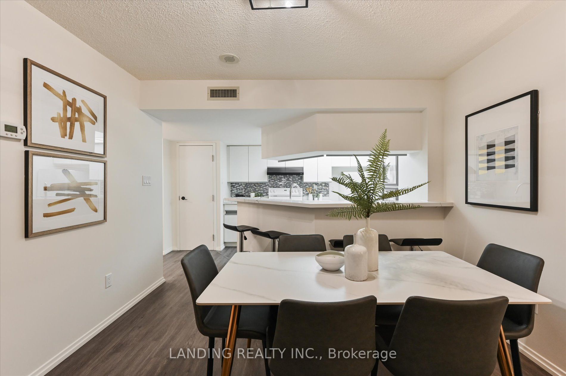 1001 Bay St, #1009