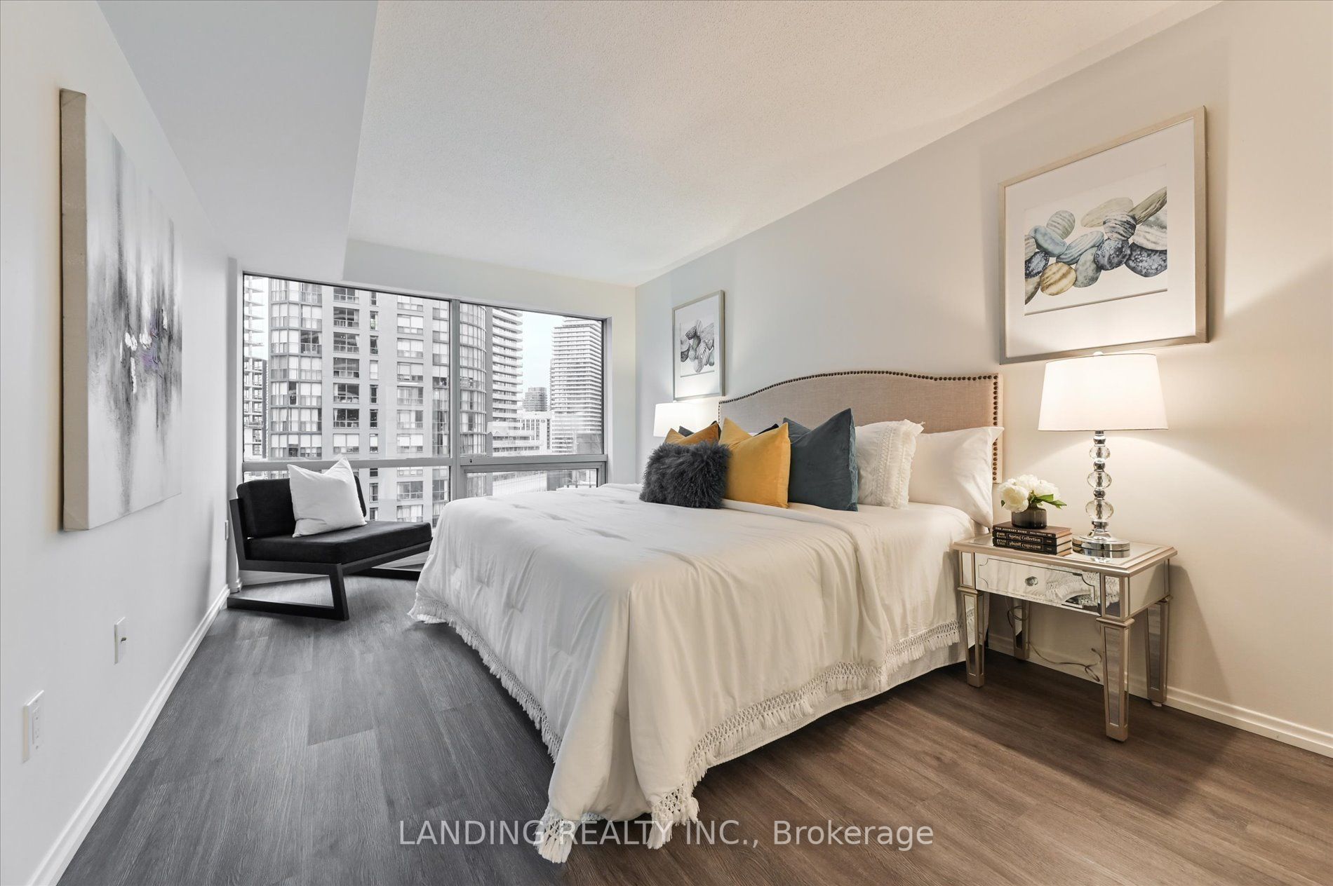 1001 Bay St, #1009