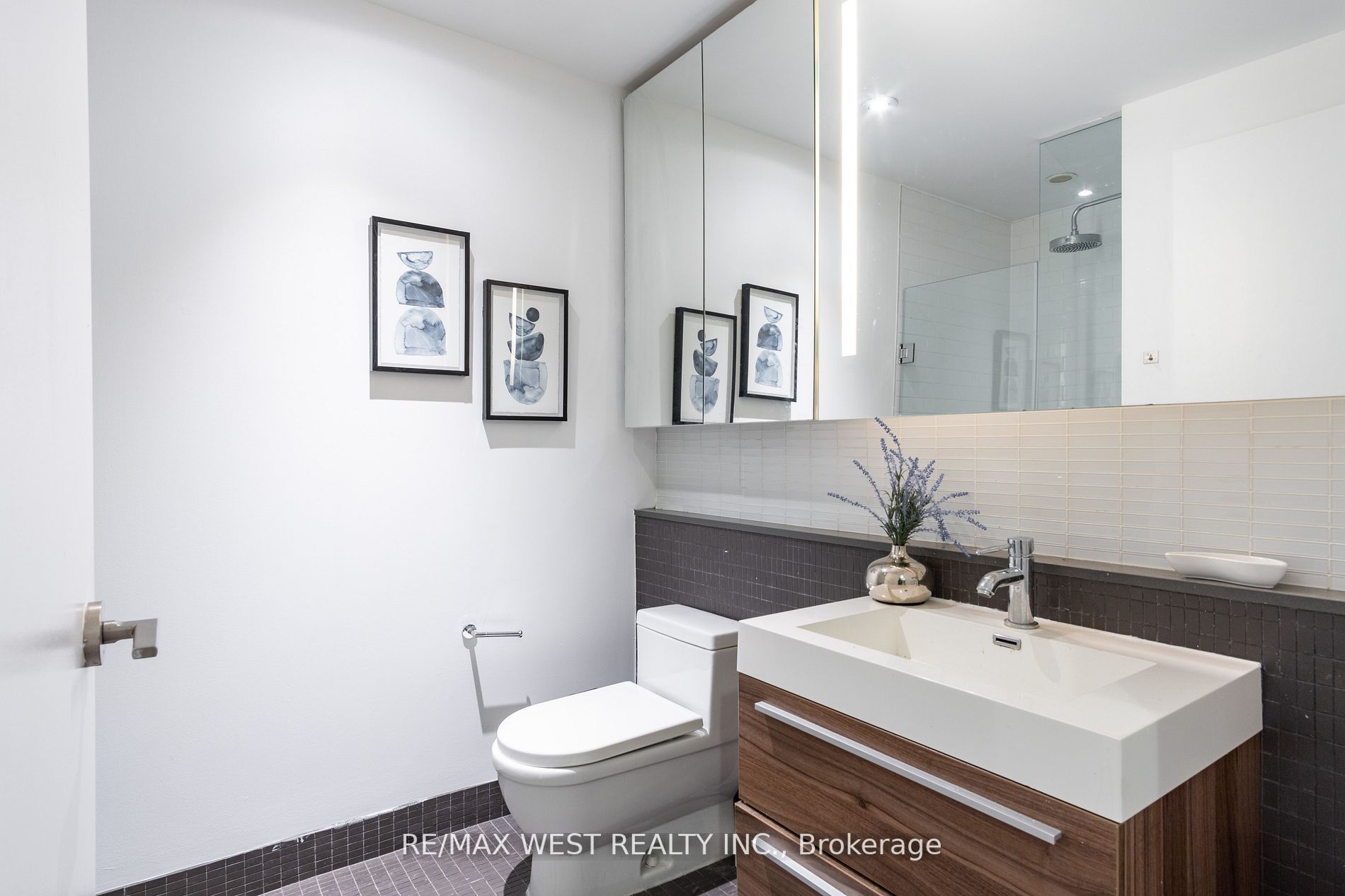 8 Dovercourt Road, #209