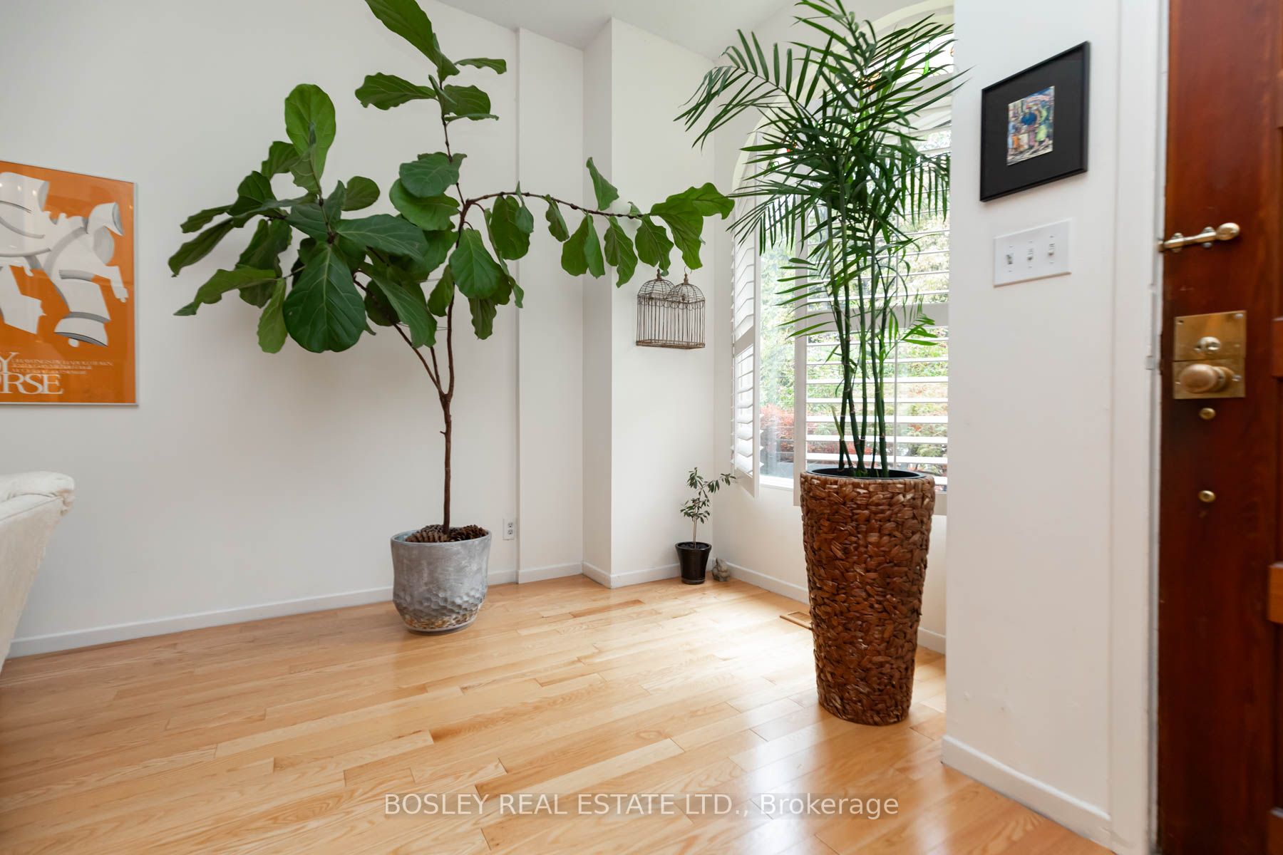 79 Seaton St