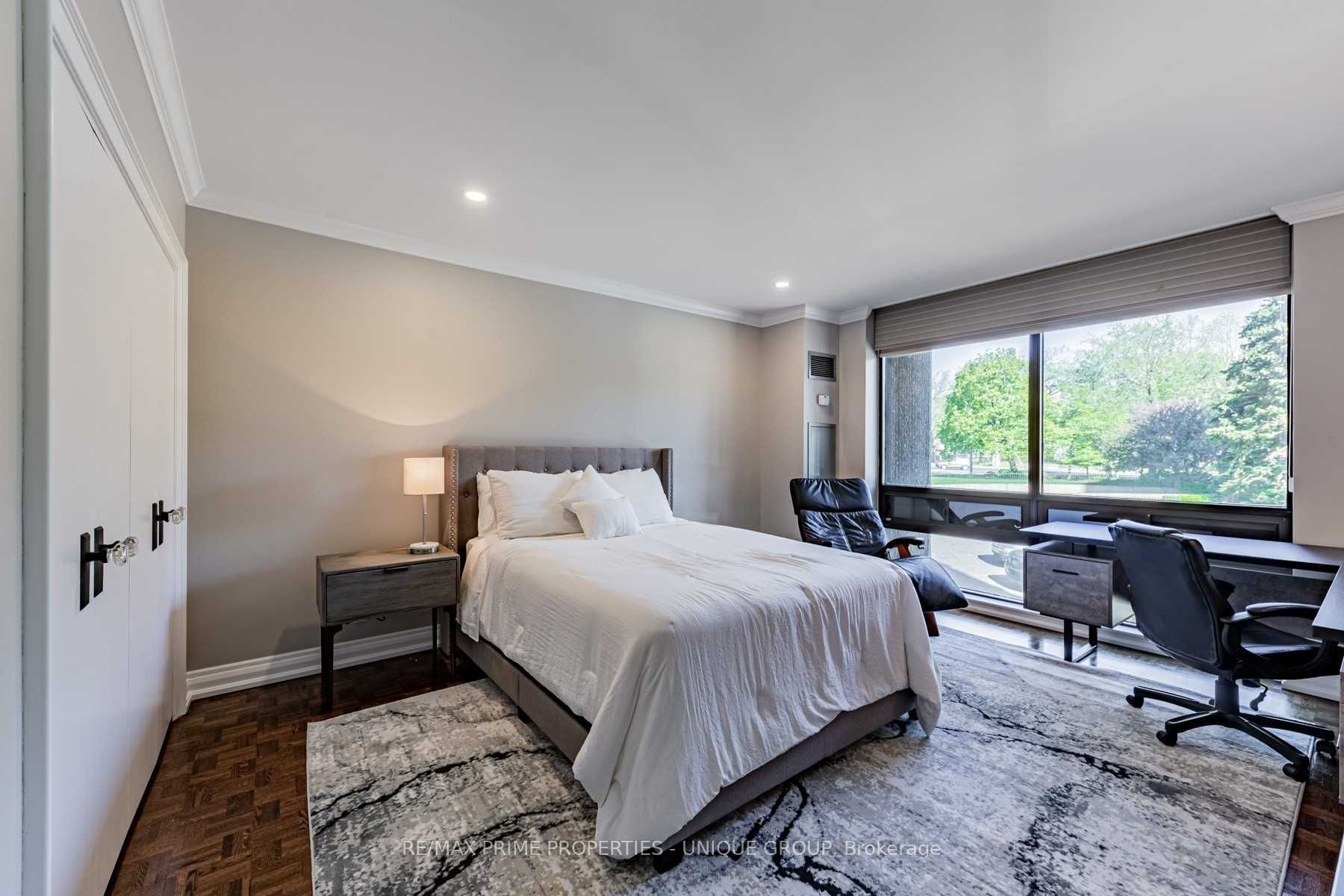 619 Avenue Rd, #201