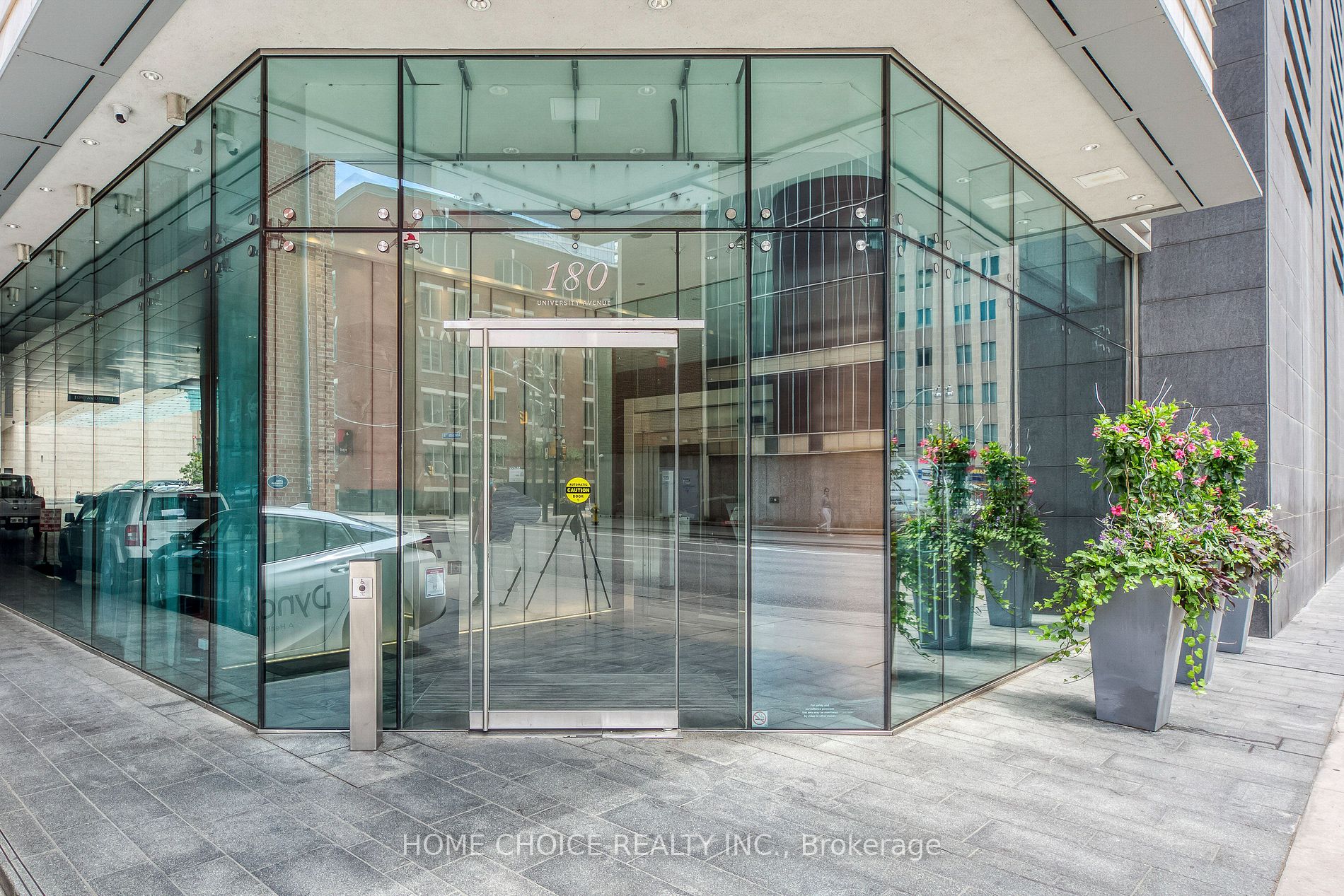 180 University Avenue, #2104
