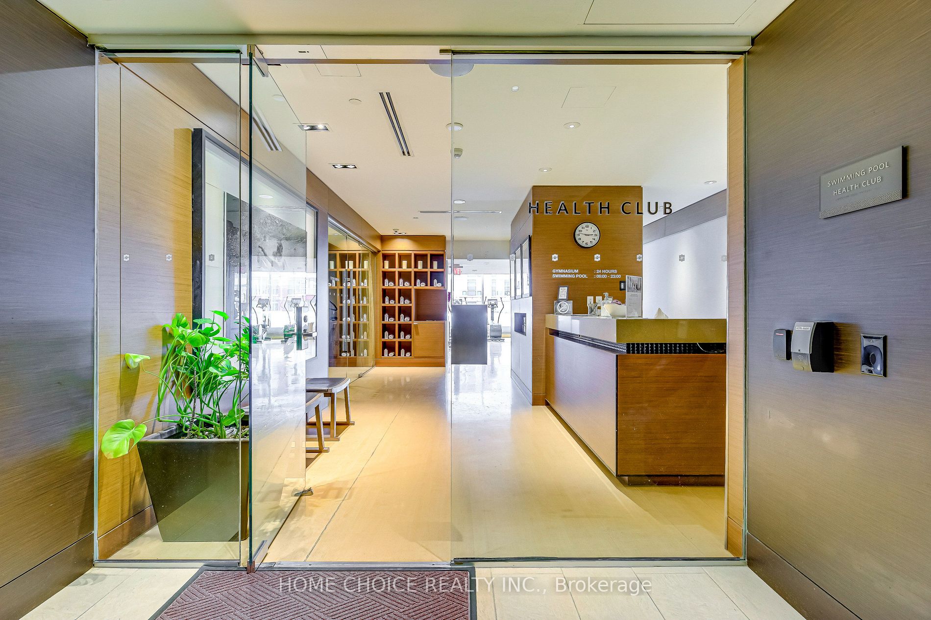 180 University Avenue, #2104