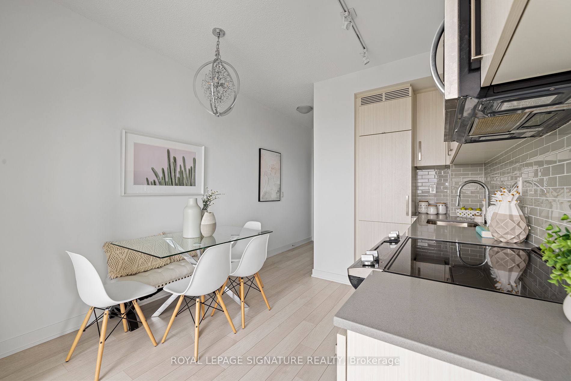 5180 Yonge St, #2505
