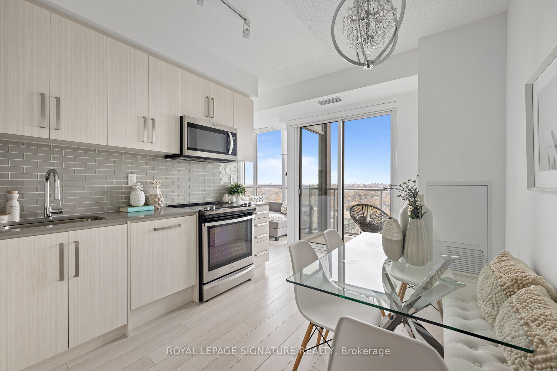 5180 Yonge St, #2505