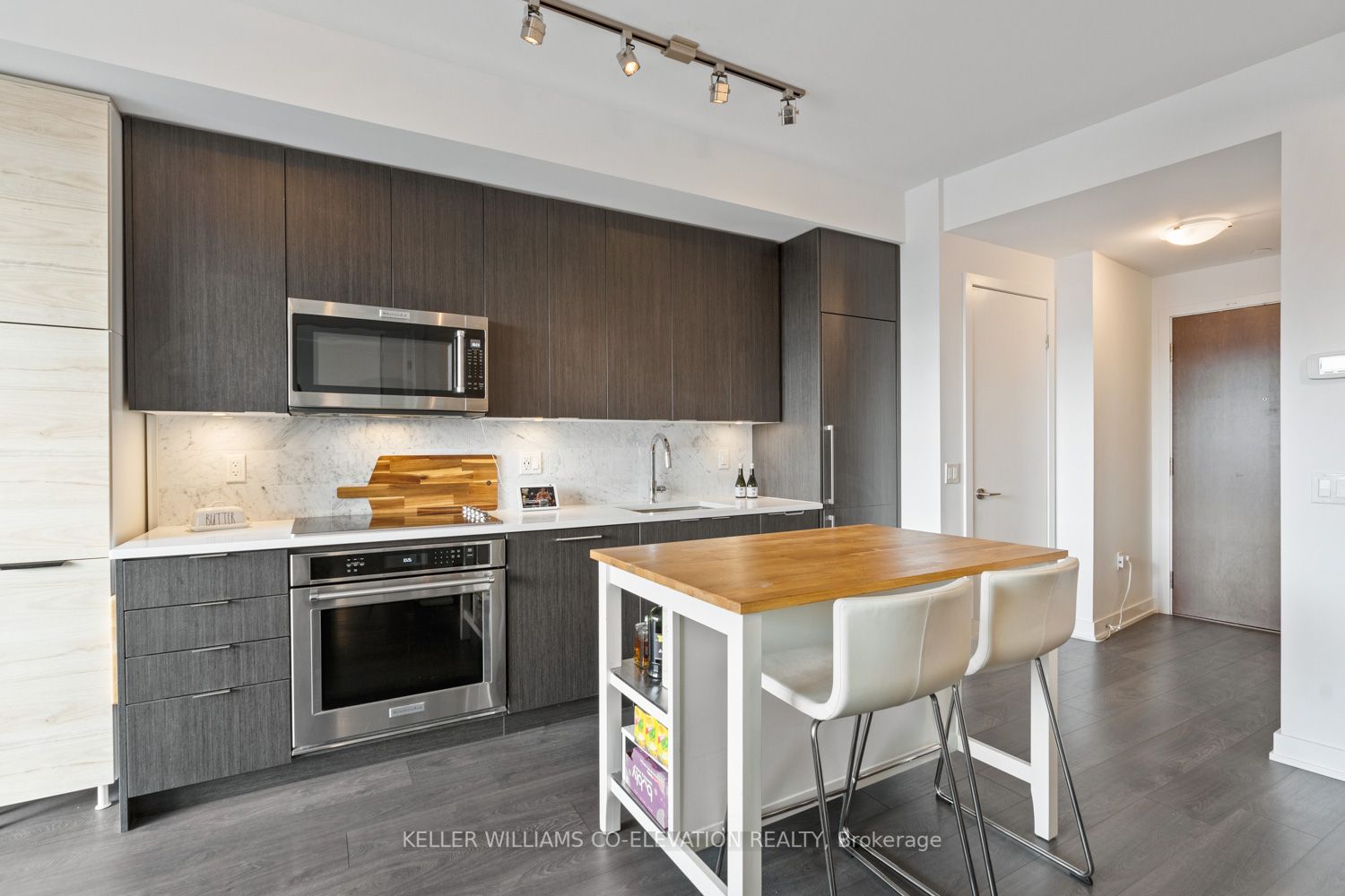 38 Iannuzzi St, #1211