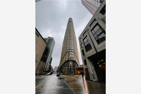 25 The Esplanade, Toronto