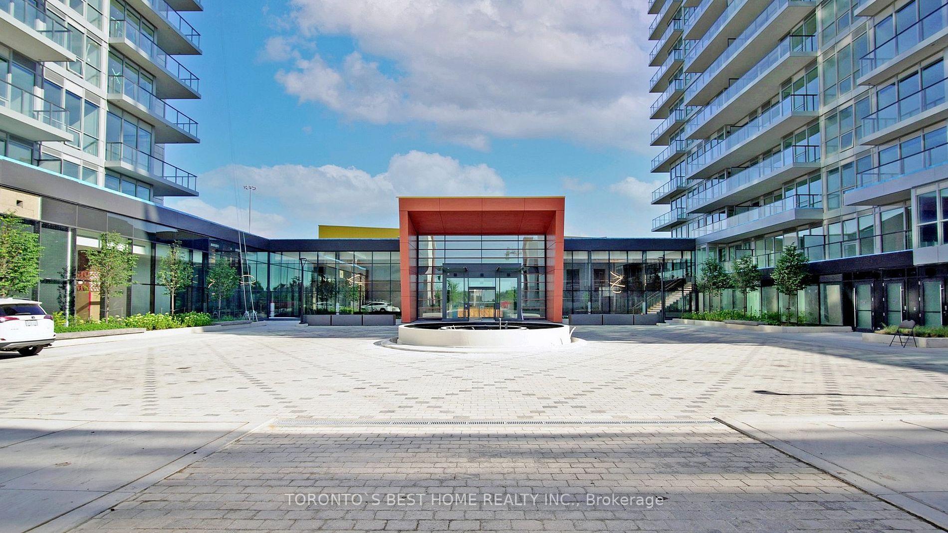 85 Mcmahon Dr, #815