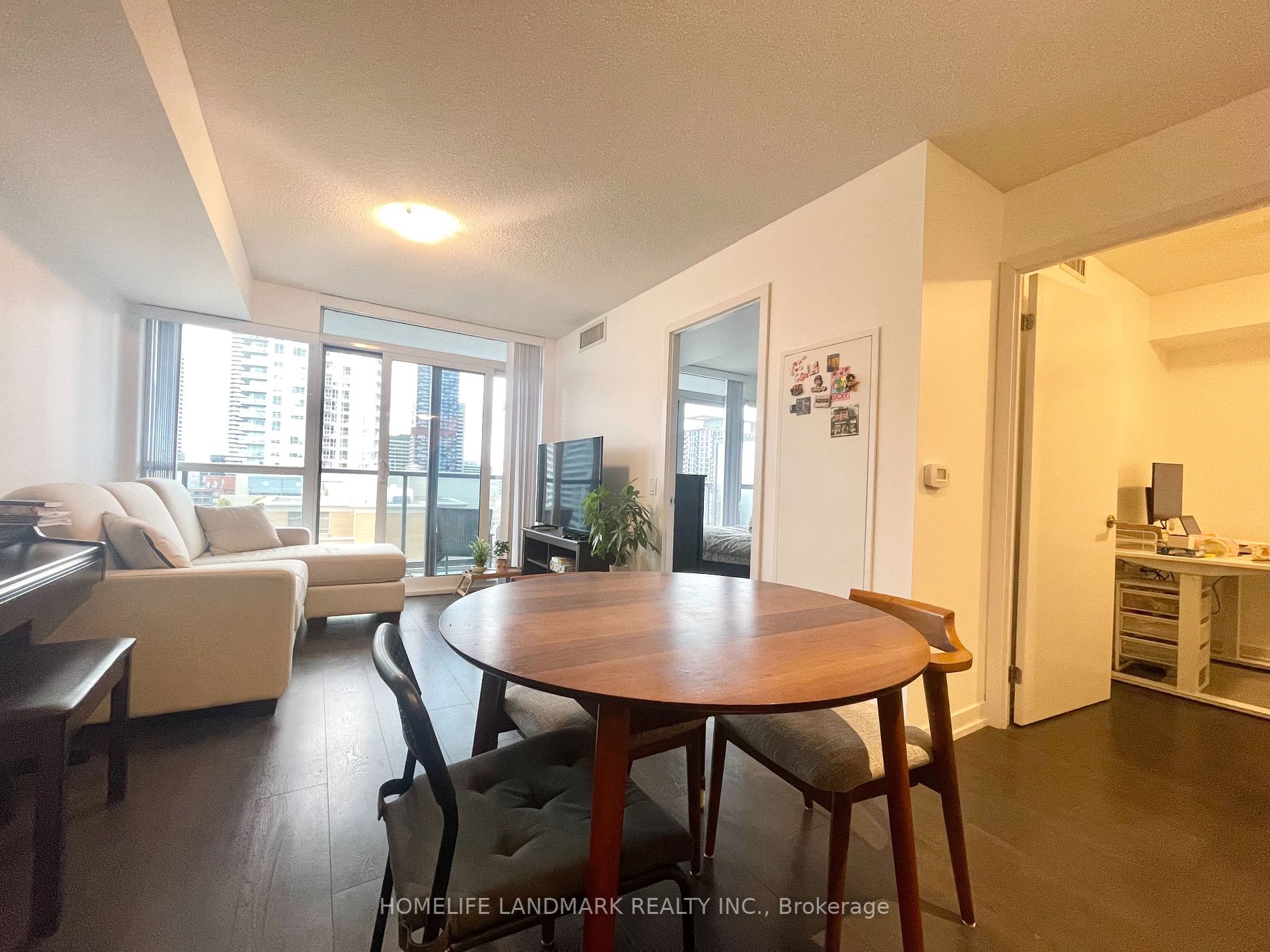 125 Redpath Ave, #2007
