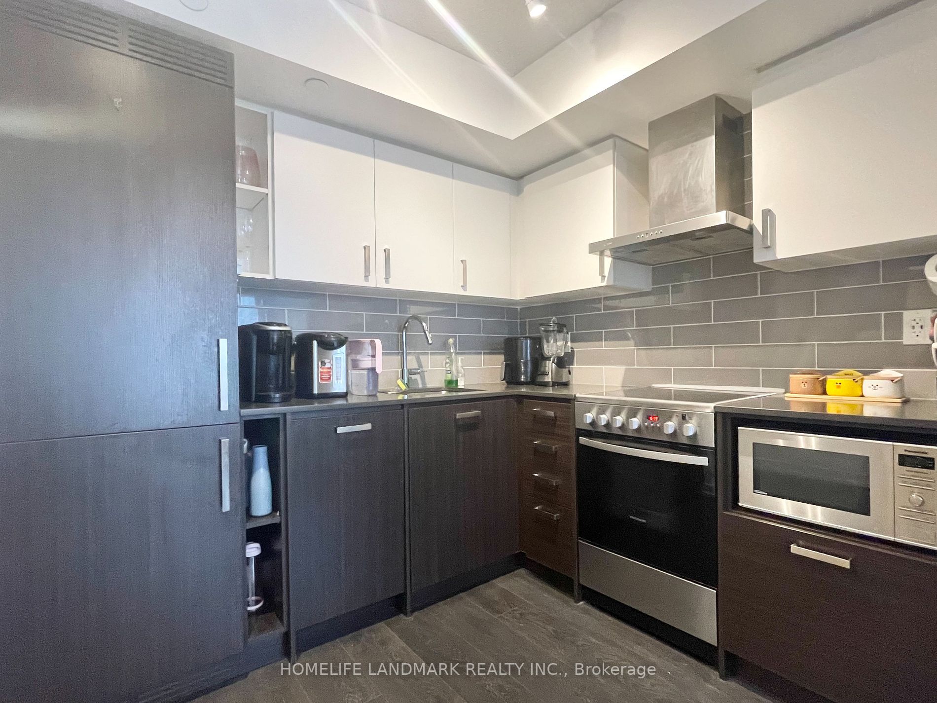 125 Redpath Ave, #2007