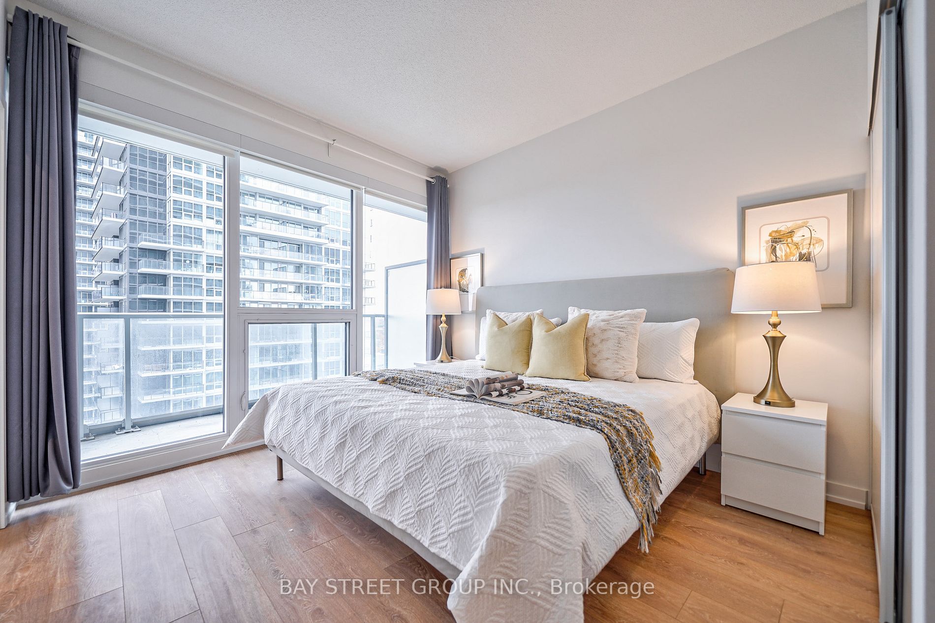 115 Mcmahon Dr, #2211