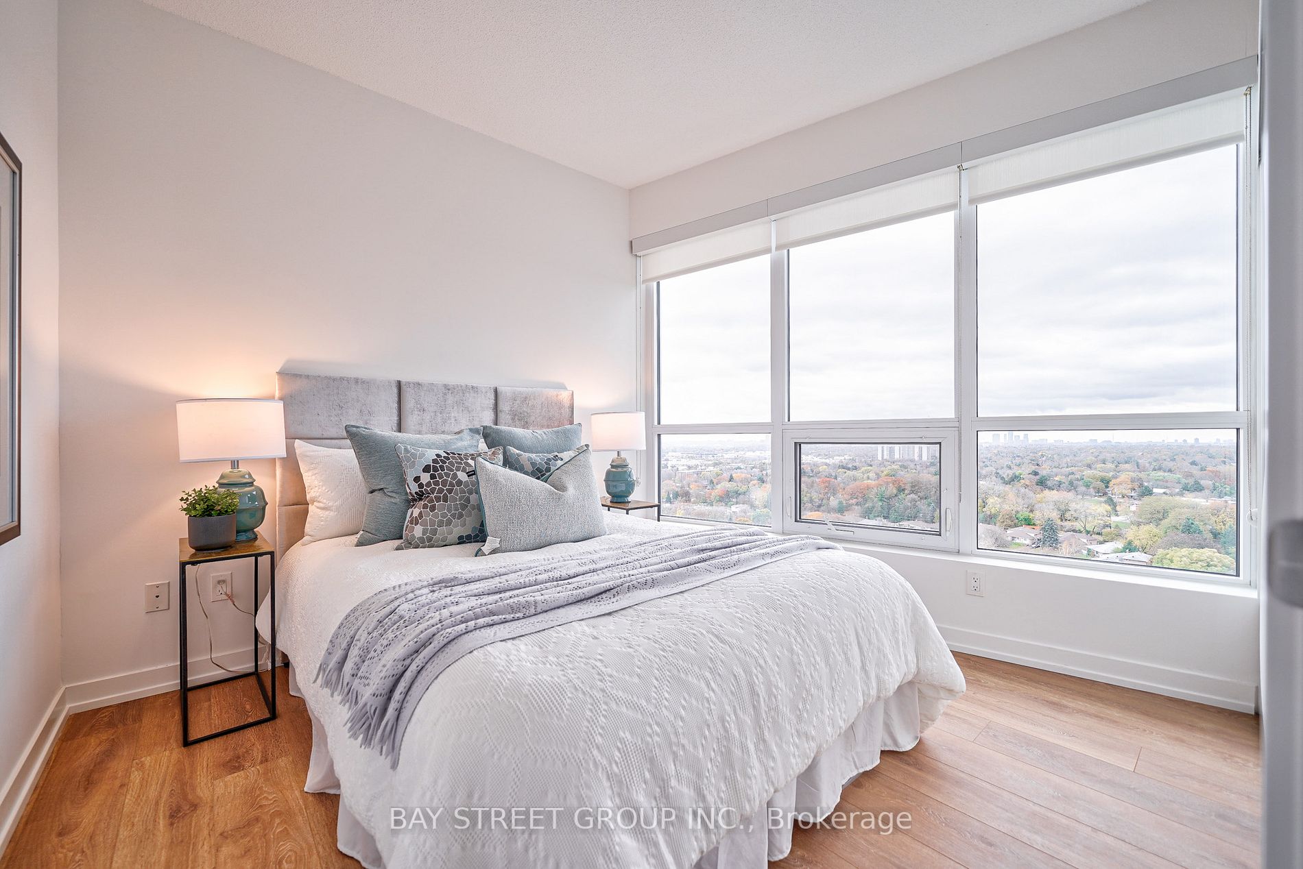 115 Mcmahon Dr, #2211