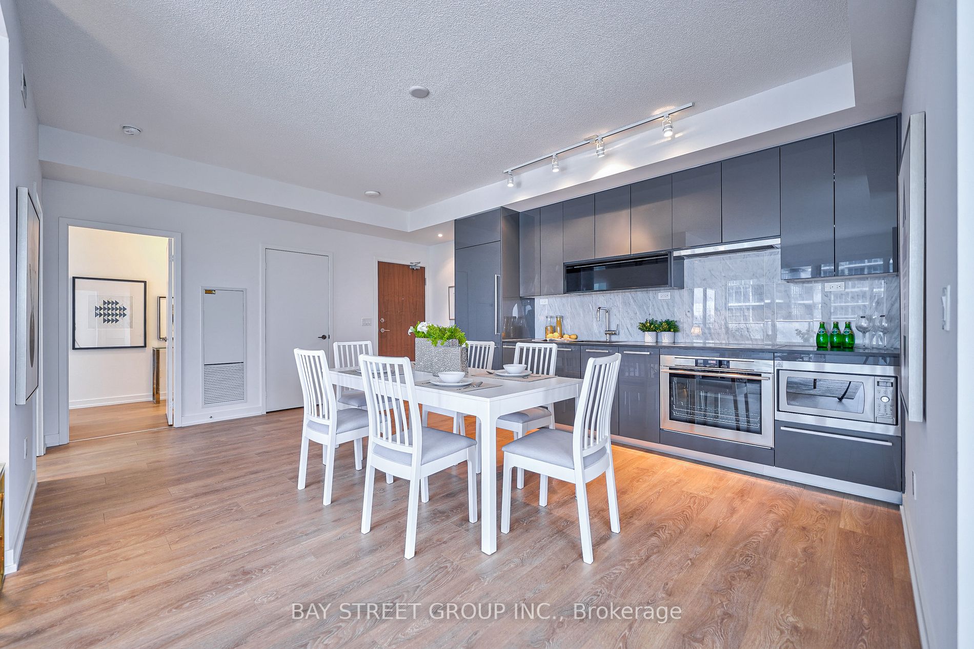 115 Mcmahon Dr, #2211
