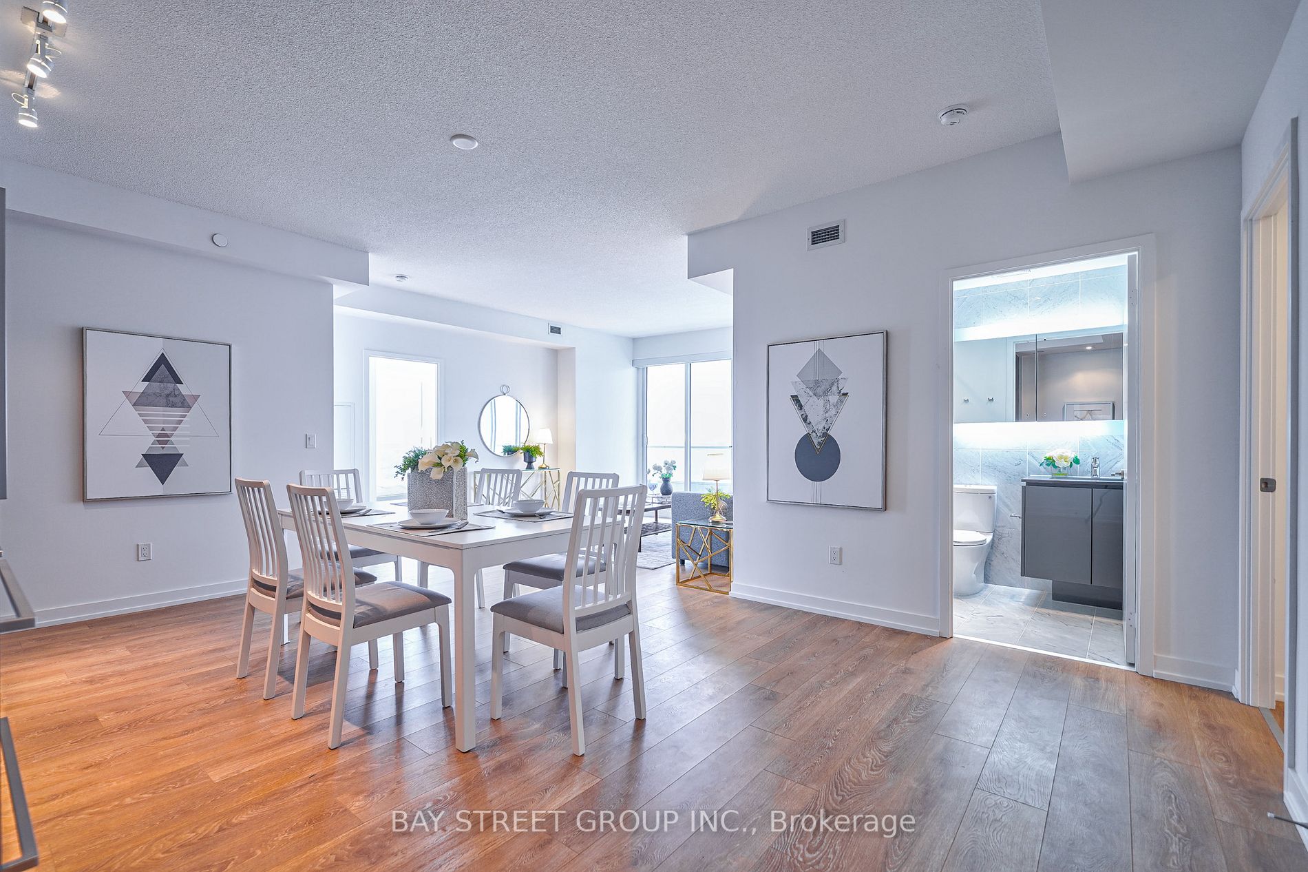 115 Mcmahon Dr, #2211