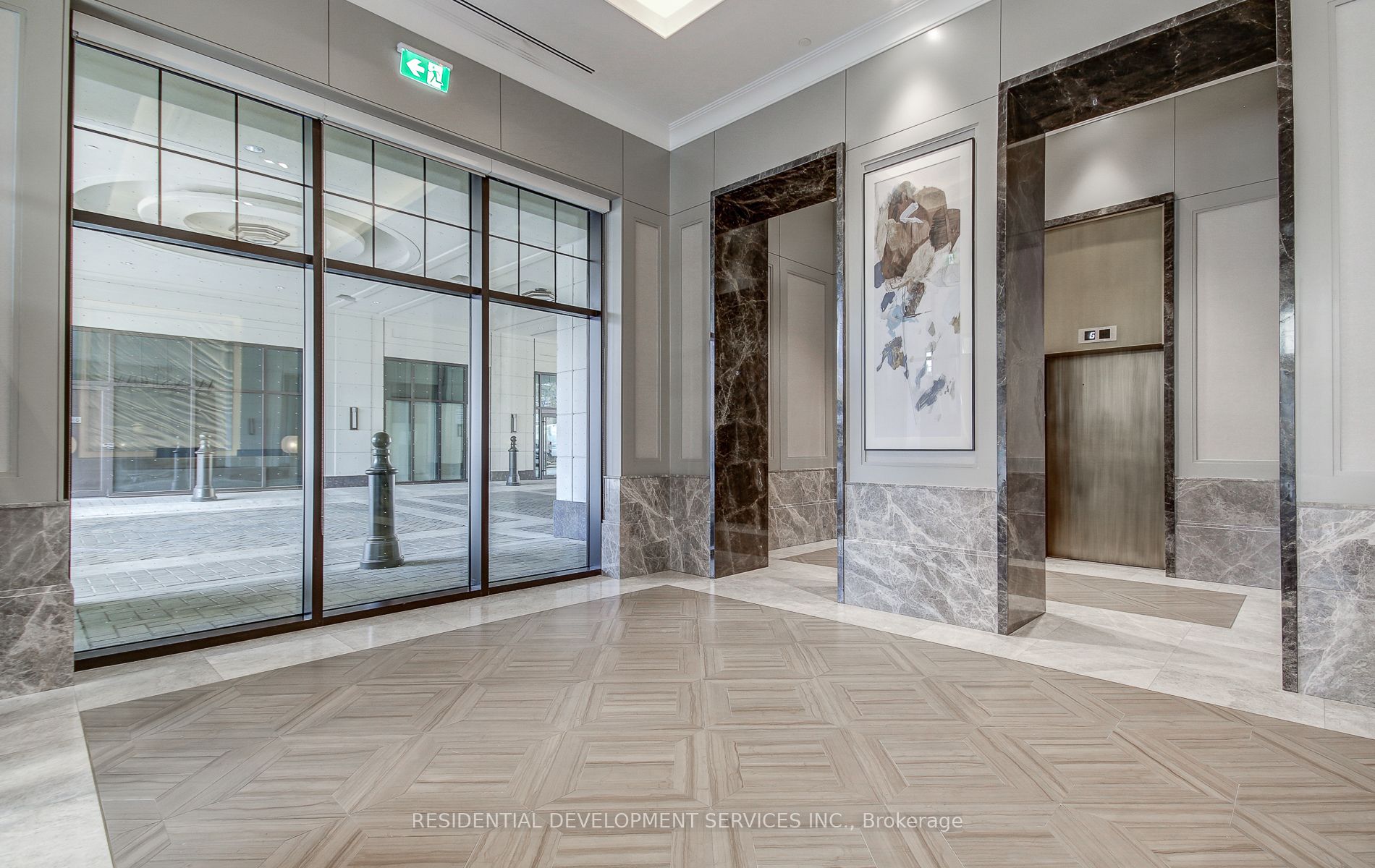 2781 Yonge St, #Lph 804