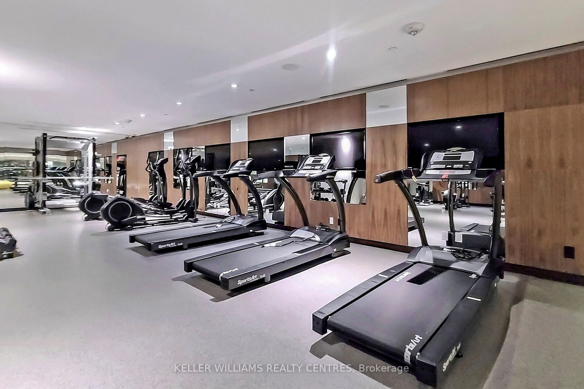 8 Mercer St, #323