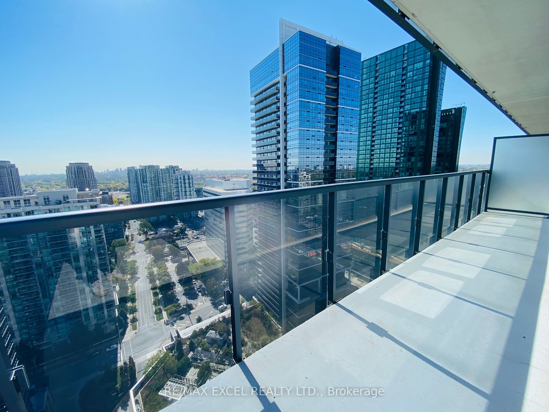 5 Sheppard Ave E, #2325