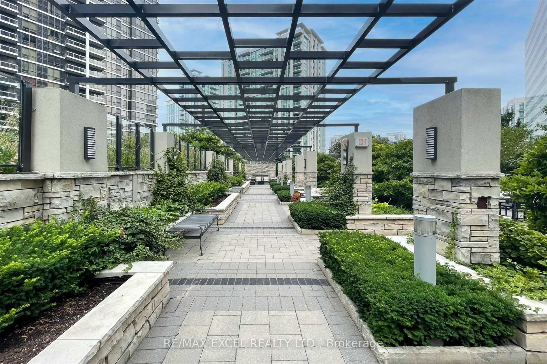 5 Sheppard Ave E, #2325