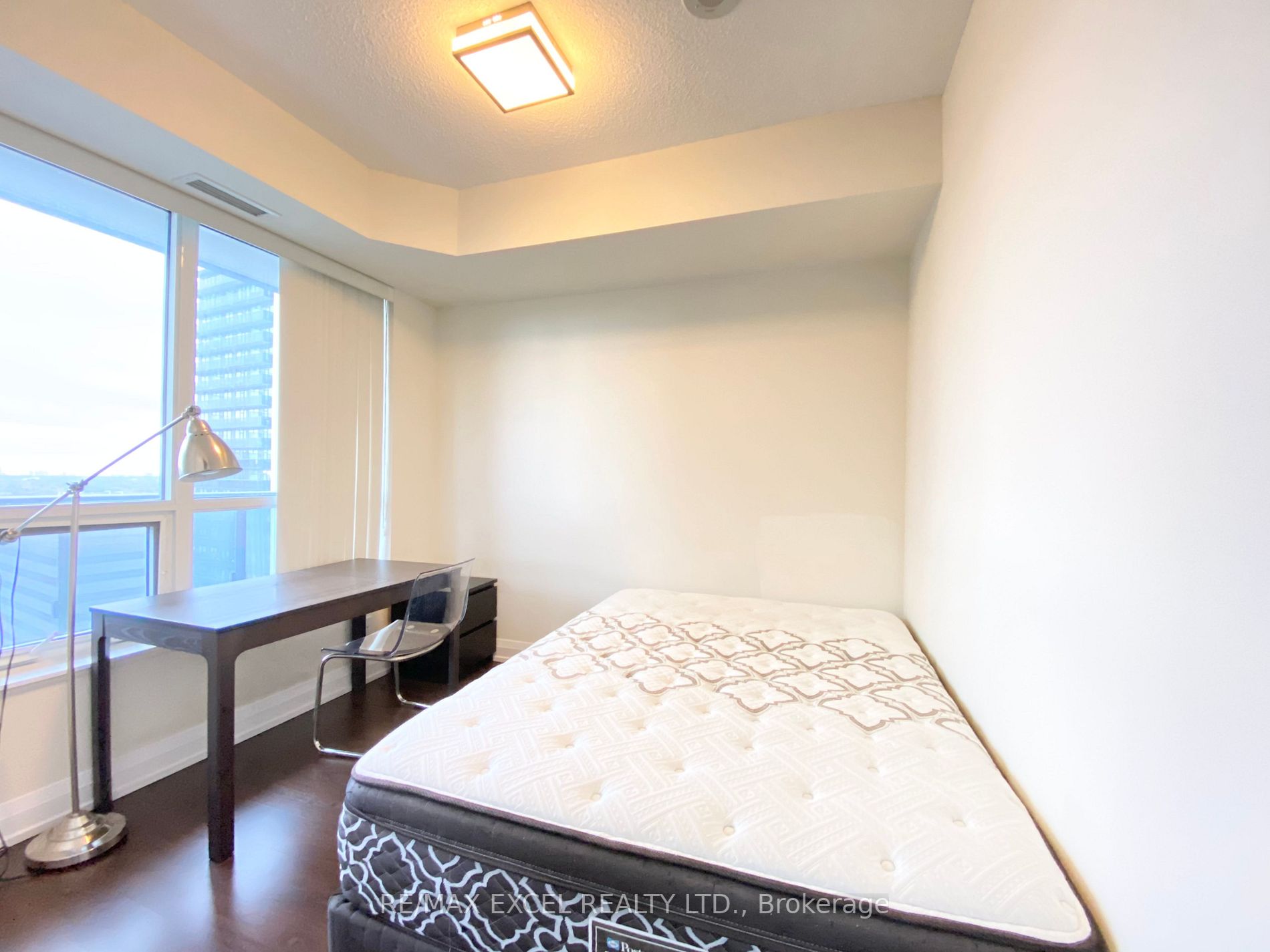 5 Sheppard Ave E, #2325