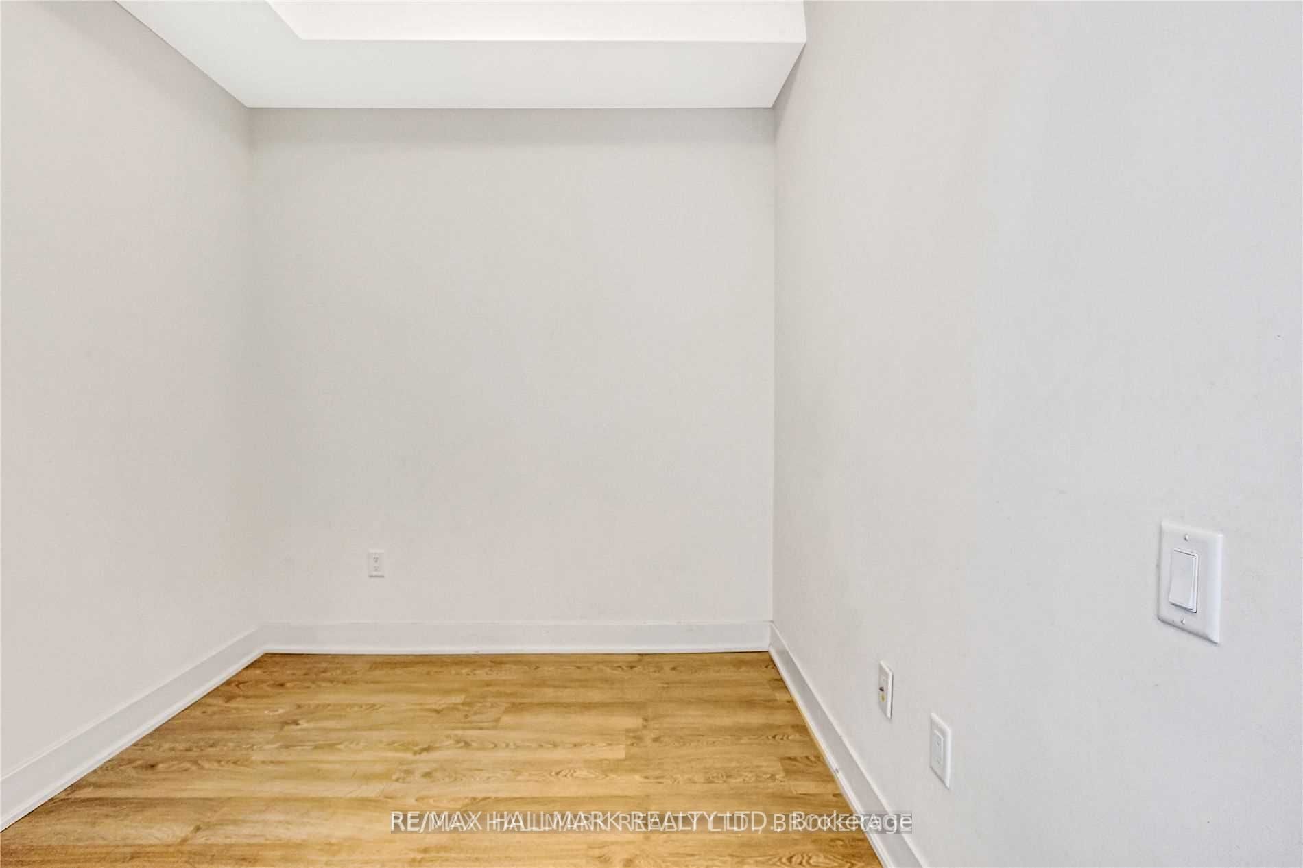 30 Roehampton Ave, #2701