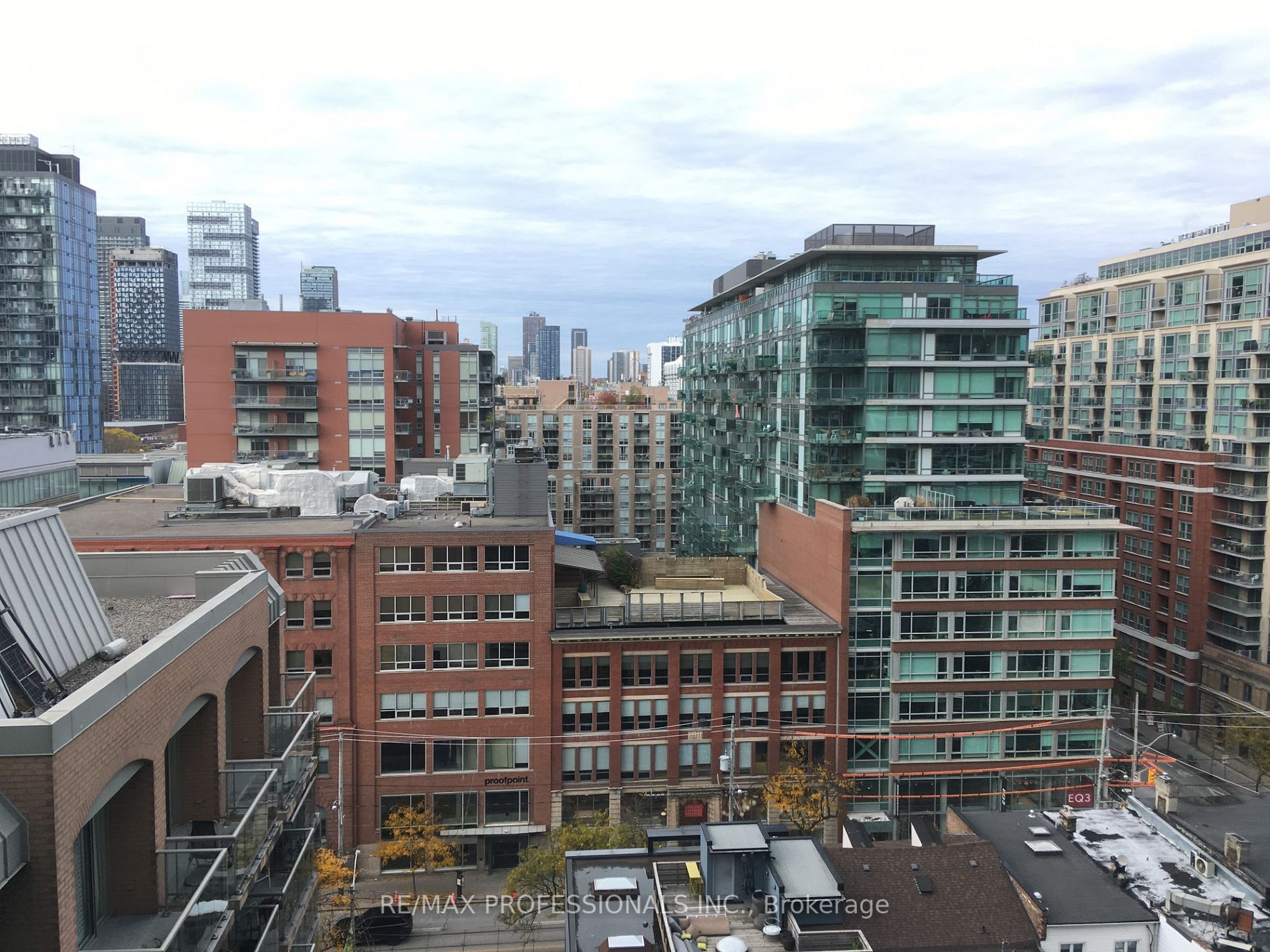 158 Front St E, #1106