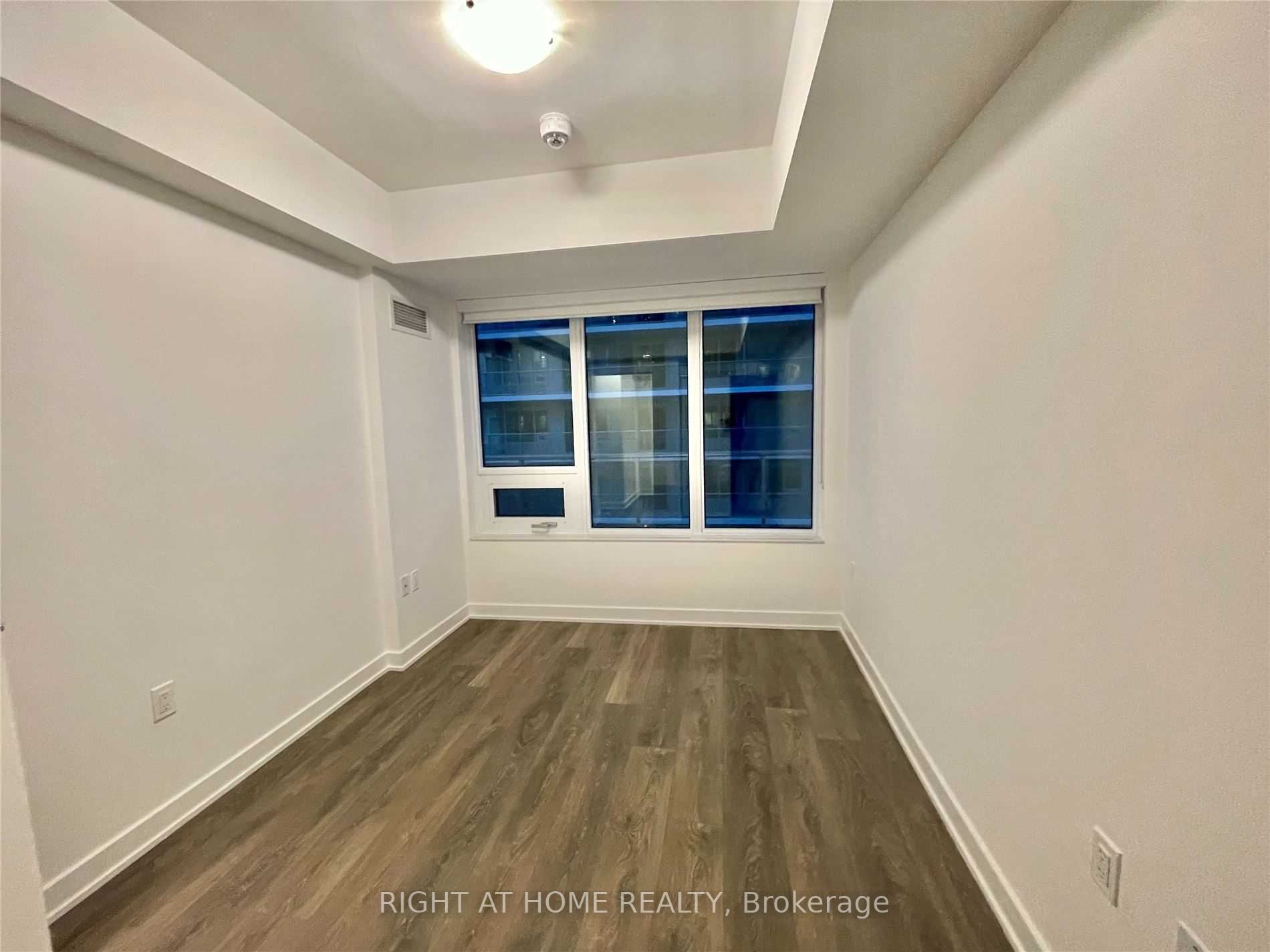 195 Redpath Ave, #3116