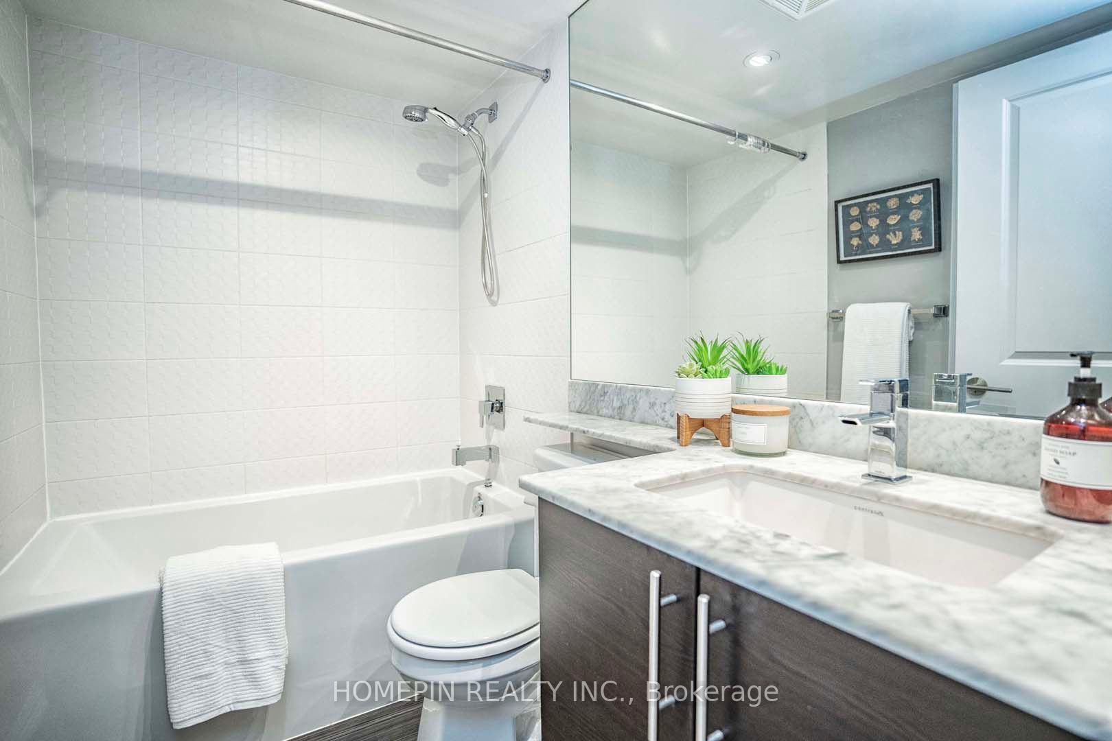 125 Western Battery Rd W, #1101