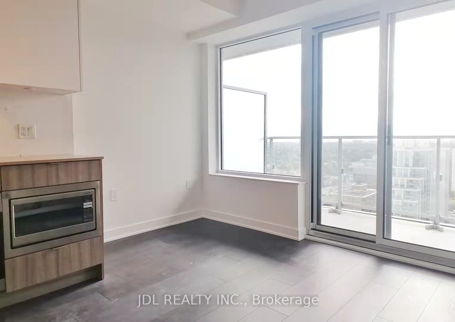 195 Redpath Ave, #2509