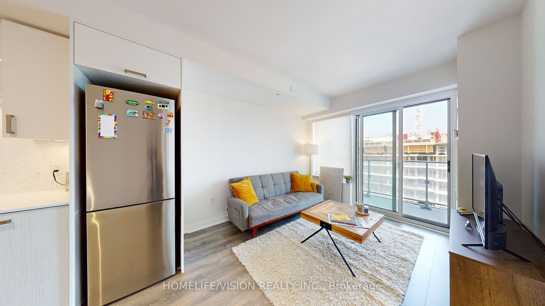 99 Broadway Ave, #3411
