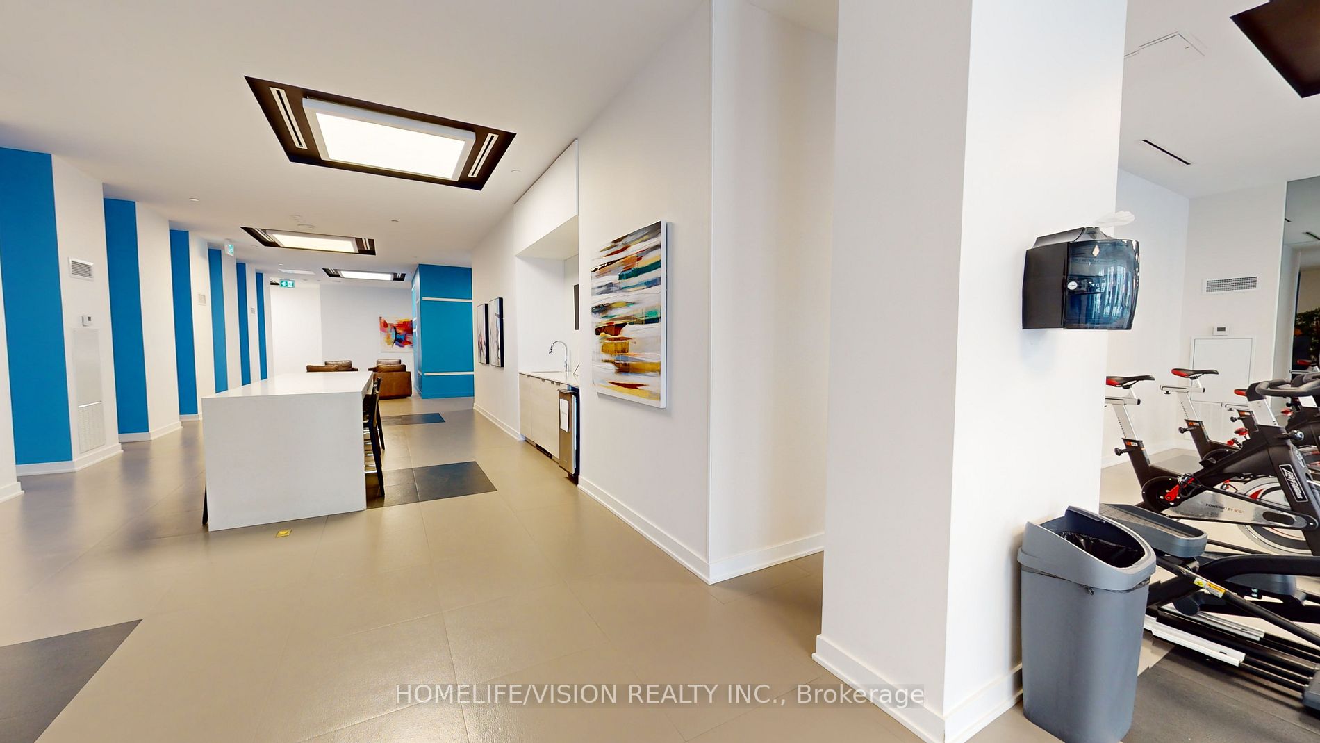 99 Broadway Ave, #3411
