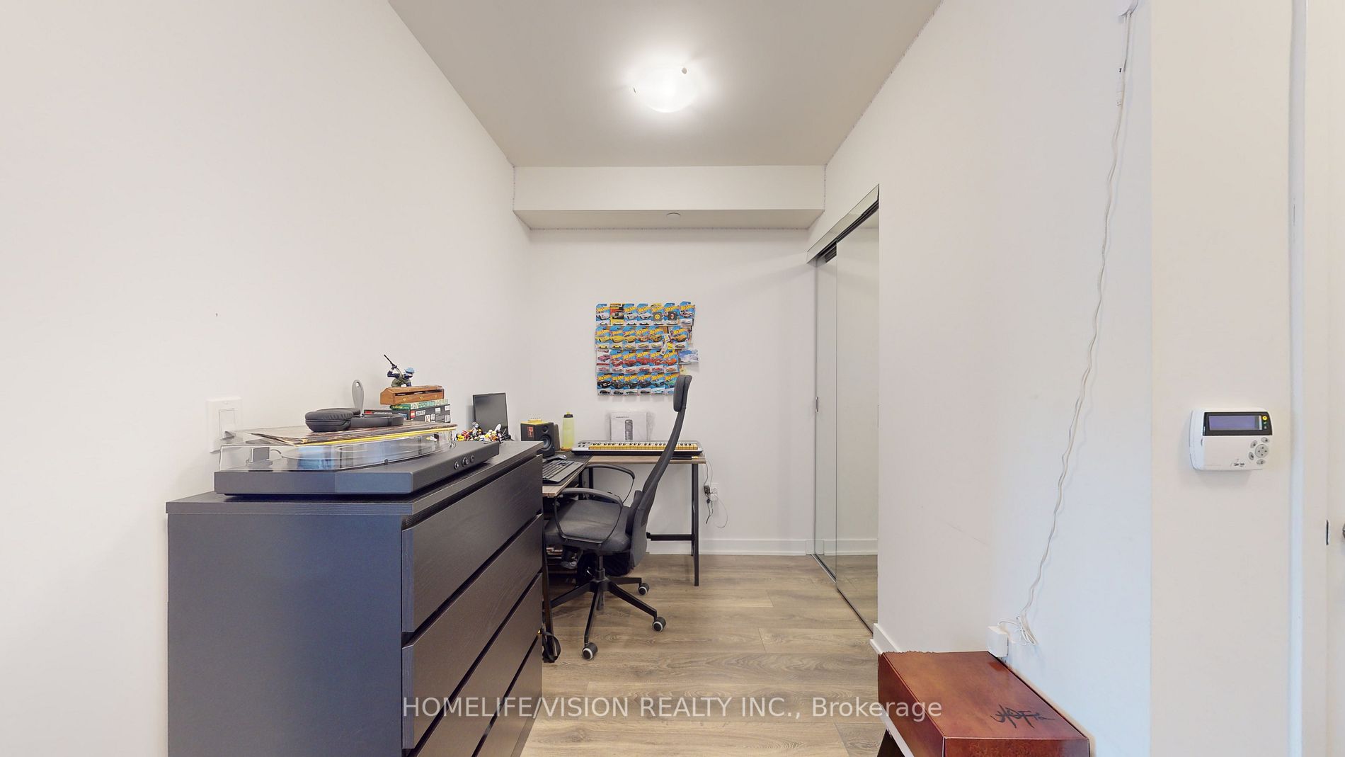 99 Broadway Ave, #3411
